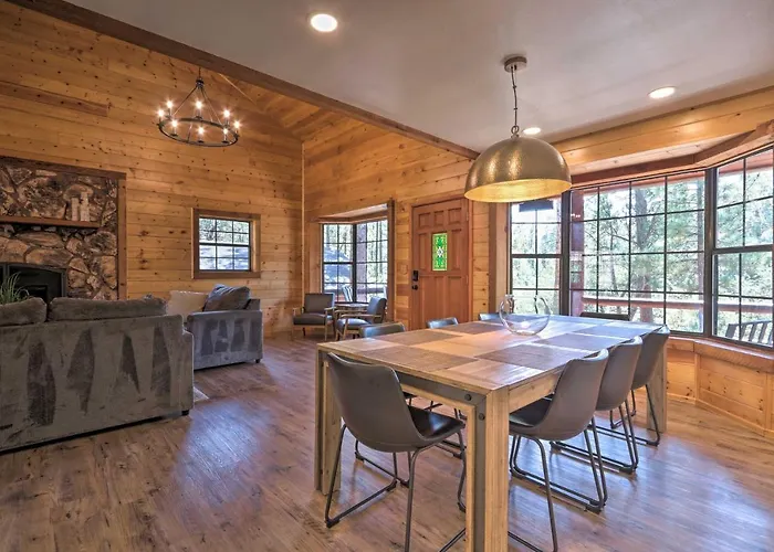 Deck, Games & Fire Pit: Modern Cabin! Pine