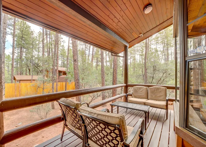 Deck, Games & Fire Pit: Modern Cabin!