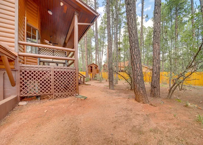 Deck, Games & Fire Pit: Modern Cabin! Pine